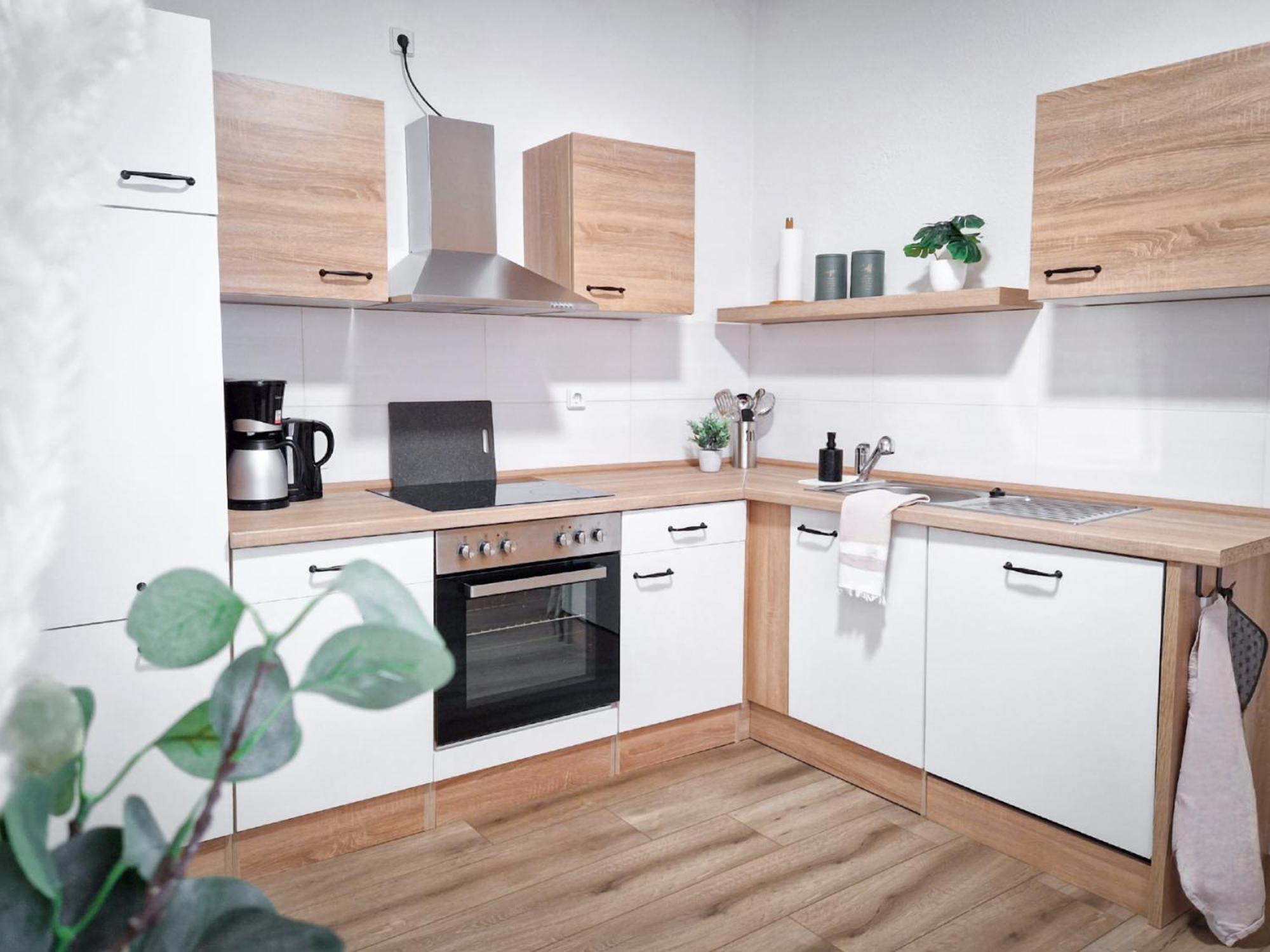 Grosszuegige Altstadtwohnung Lara Fuer 6 Personen Weissenfels Exterior photo